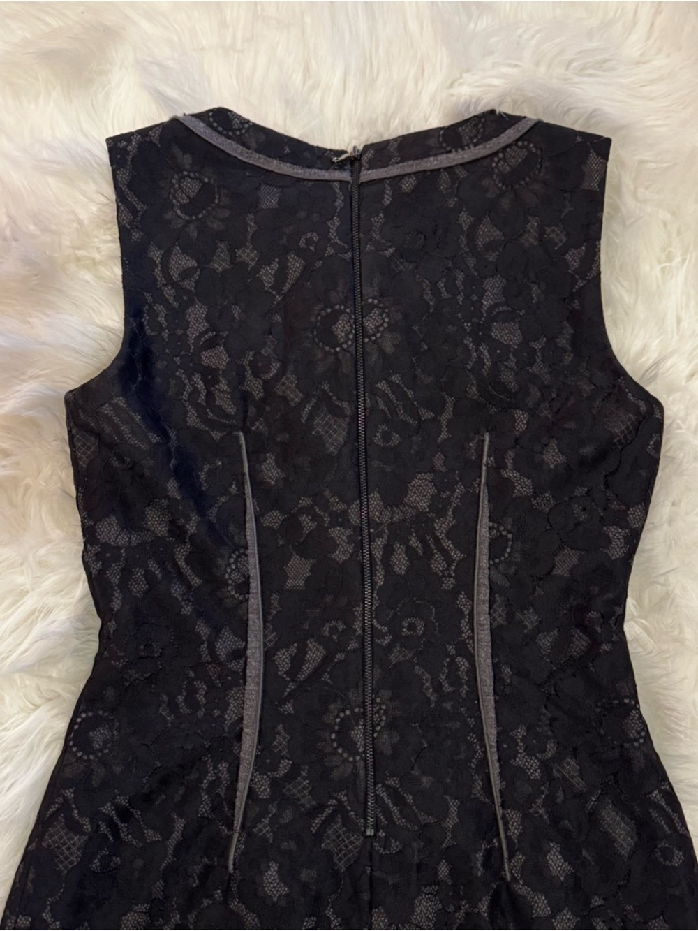 Elie Tahari Black Lace Sheath Dress Size 2 Scalloped Hem Cocktail - Picture 9 of 13